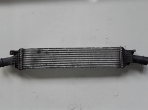  Intercooler radiator 