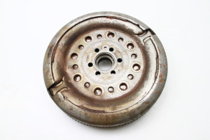Volkswagen Up (2012–2026) Clutch flywheel 04C105266E - 4