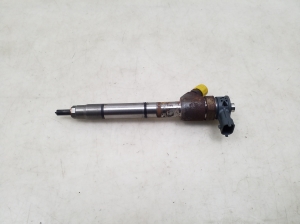  Fuel injector 