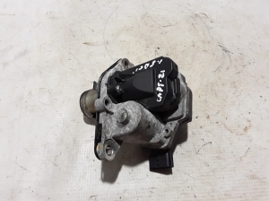  EGR valve 