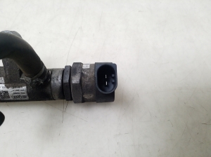 Volkswagen Passat B7 (2010–2014) Kõrgsurve kütusetoru 03L089N - 4