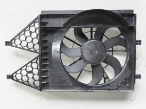 Volkswagen Polo V (2009–2017) Dzesēšanas ventilators un tā daļas 6R0121207 - 2