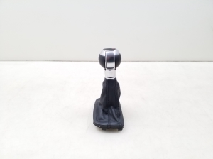Gear shift knob - 8U1713139F