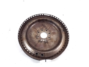  Clutch flywheel 