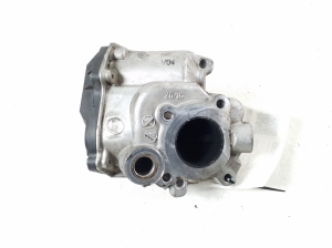  EGR valve 