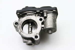 Ford Focus (2011–2018) Gaasiklapp CM5G9F991FA - 3