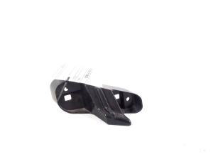  Front bumper bracket 