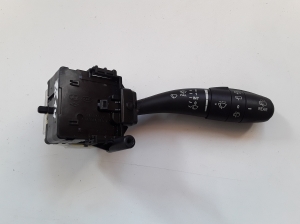 Vējstikla tīrītāju slēdzis - 934202L010