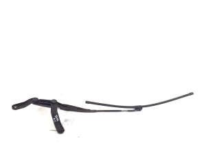   Windshield wiper blade 