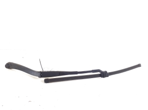   Windshield wiper blade 