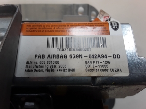 Land Rover Freelander (2006–2014) Pasažiera drošības spilvens panelī 6G9N042A94DD - 2