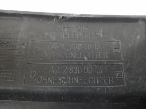 Mercedes Benz E-Class W212 (2009–2015) Wasserkastenabdeckung (Windlauf) A2128300013 - 2