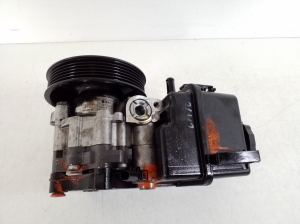  Power steering pump 