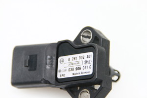 Volkswagen Golf V (2003–2009) Sensor Ladeluftkühler - 4