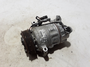  Air conditioner compressor 