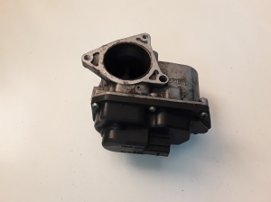  EGR valve 