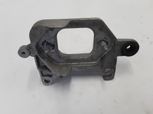 Gearbox bracket - 112221641R