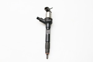  Fuel injector 