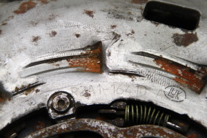 Mazda 6 (2007–2012) Siduri surveplaat R2A116410A - 2