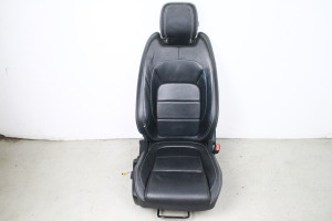 Jaguar XE (2015–2026) Interior and its parts - 11