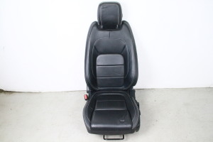 Jaguar XE (2015–2026) Interior and its parts - 12