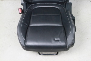 Jaguar XE (2015–2026) Interior and its parts - 13