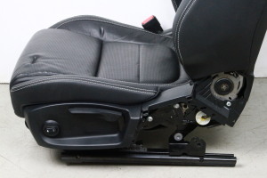 Jaguar XE (2015–2026) Interior and its parts - 5