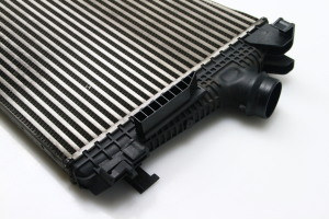 Opel Astra J (2009–2017) Intercooler 13267647 - 3