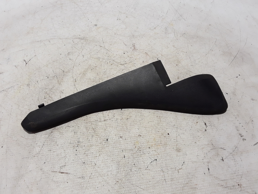 RENAULT Master Front  Wiper Cowl Trim 668110012R 22475313