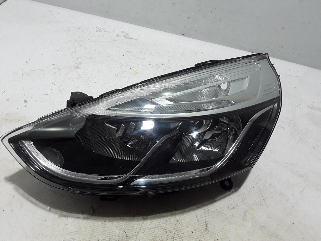 RENAULT Clio 4 generation (2012-2020) Ліва передня фара 260608367R 22475261