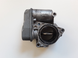  Accelerator valve 