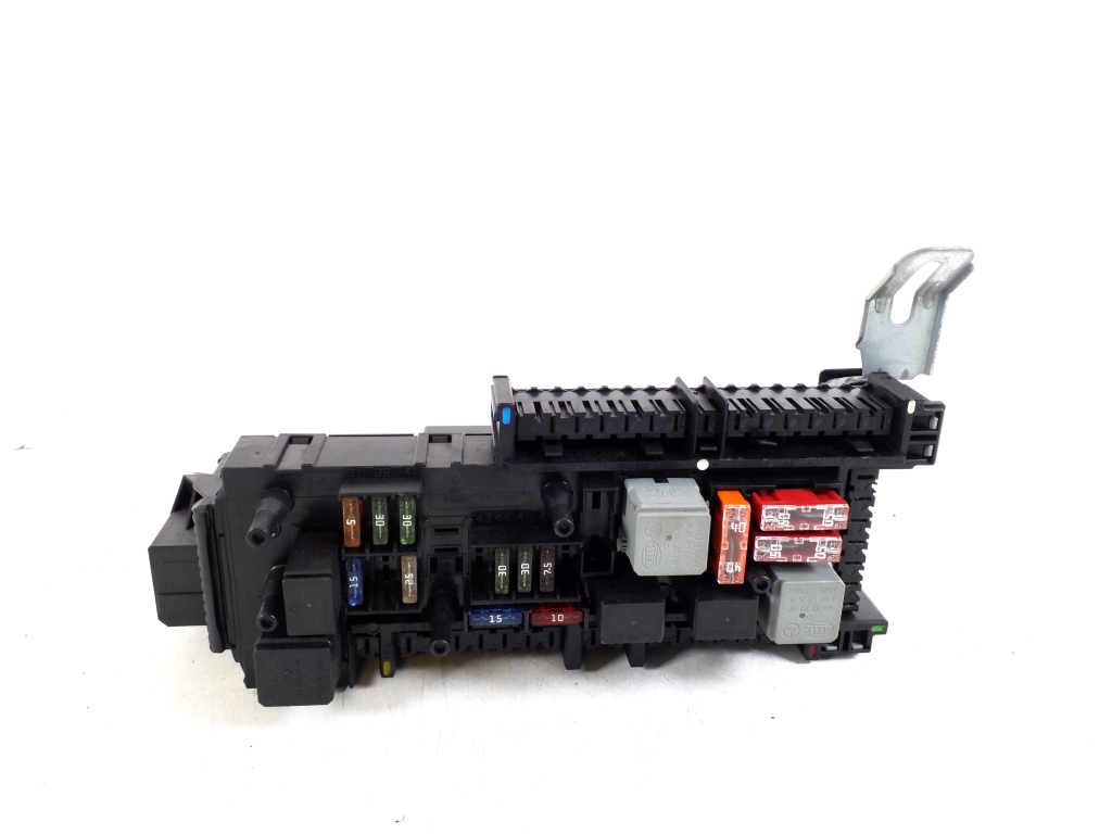 MERCEDES-BENZ E-Class W212/S212/C207/A207 (2009-2016) Fuse box A2129004201, A2129060805, A2129005201 21433433