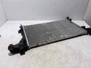RENAULT Master III (2010–2017) Dzesēšanas radiators 214107695R - 2