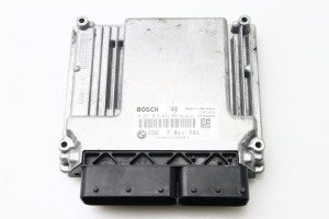 Motorsteuergerät - 7811701