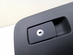 Volkswagen Passat B8 (2014–2023) Kindalaegas 3G1857097N - 3
