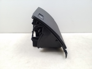 Volkswagen Passat B8 (2014–2023) Kindalaegas 3G1857097N - 6