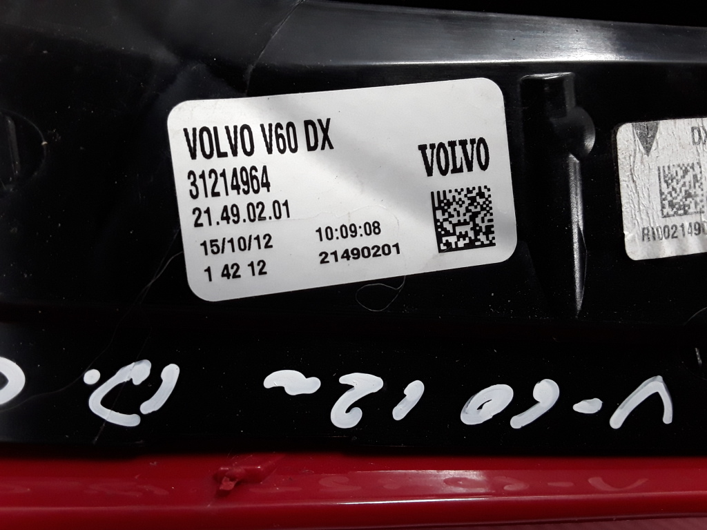 VOLVO V60 1 generation (2010-2020) Rear Right Taillight Lamp 31214964 22299681