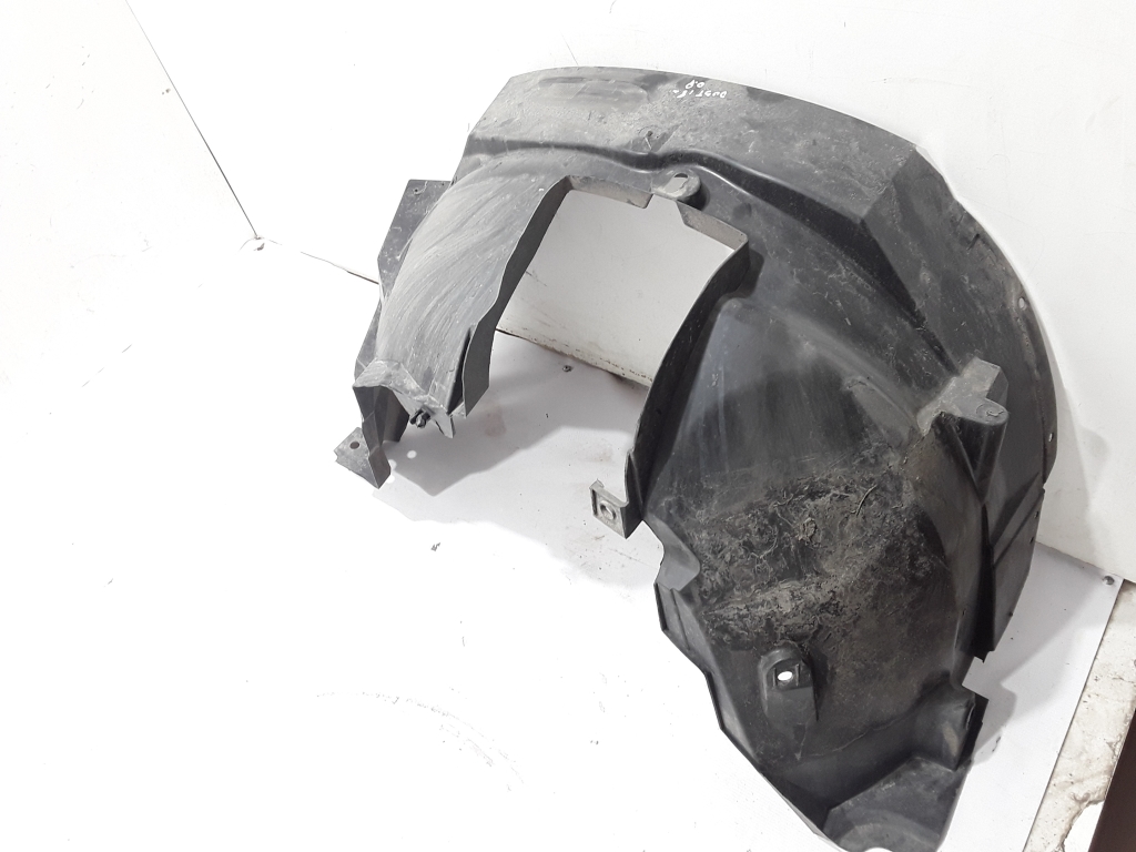 Used Dacia Duster Front fender 638407860R