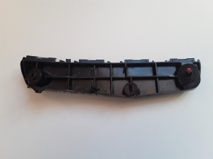  Front bumper bracket 