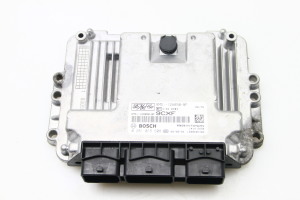 Calculateur moteur - 9M5112A650BF