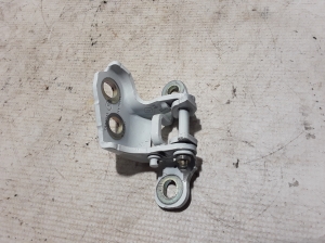 RENAULT Captur (2019–2026) Rear side door upper hinge 804007083R - 3