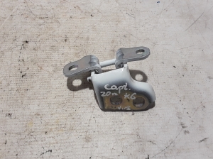Rear side door upper hinge - 804007083R