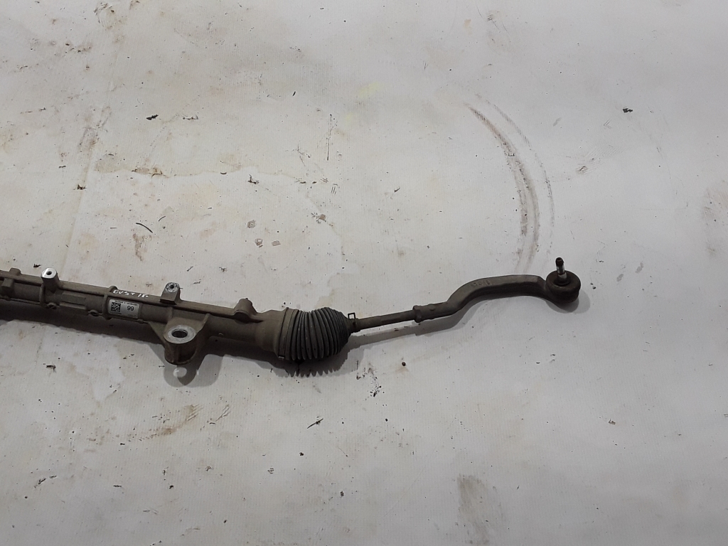 Used Dacia Duster Steering column 490010810R