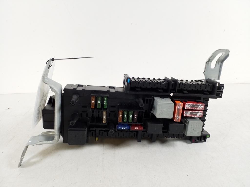 MERCEDES-BENZ CLS-Class C218 (2010-2017) Fuse box A2129060105,A2129005001 21433134