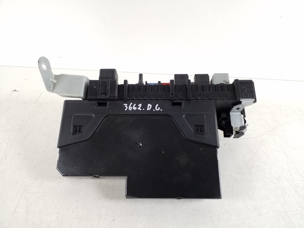 MERCEDES-BENZ CLS-Class C218 (2010-2017) Fuse box A2129060105,A2129005001 21433134