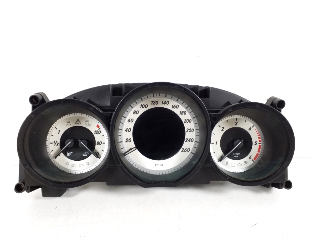 MERCEDES-BENZ CLS-Class C218 (2010-2017) Speedometer A2189007302 21433129