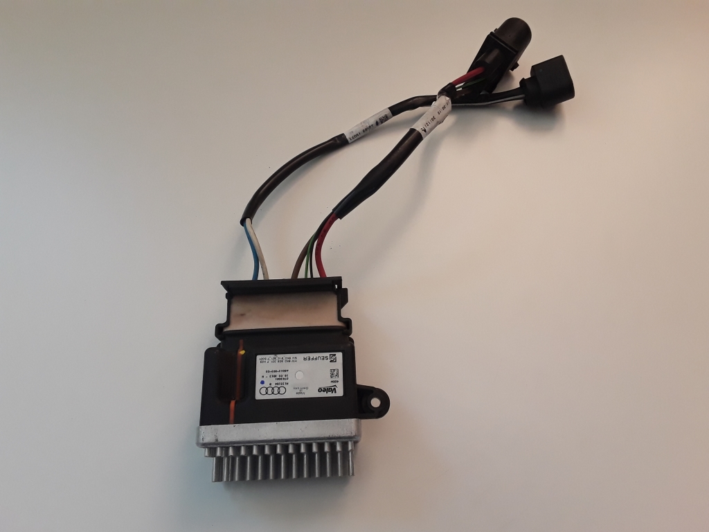 Used AUDI A5 Cooling fan relay 8K0959501F