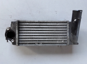   Intercooler radiator 