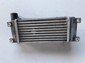  Intercooler radiator 