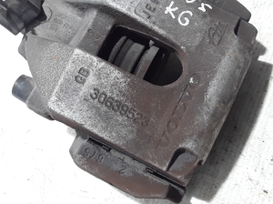  Rear brake caliper 